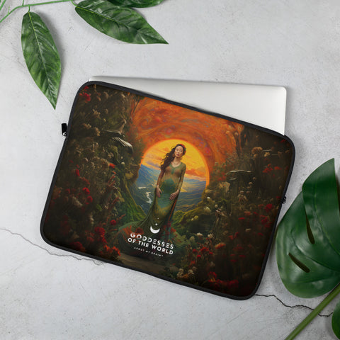 Mau Thuong Ngan Goddess Laptop Sleeve