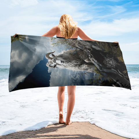 Mountain Goat Spirit Animal Lightweight Beach Towel