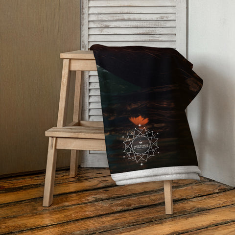 Wairaka Goddess Lightweight Beach Towel