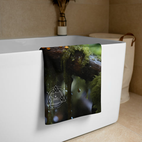 Frog Spirit Animal Lightweight Beach Towel