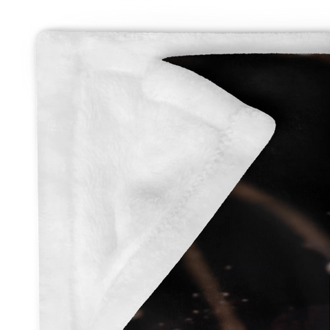 About my Brain Institute Blankets Hine-Nui-Te-Pō Goddess Throw Blanket